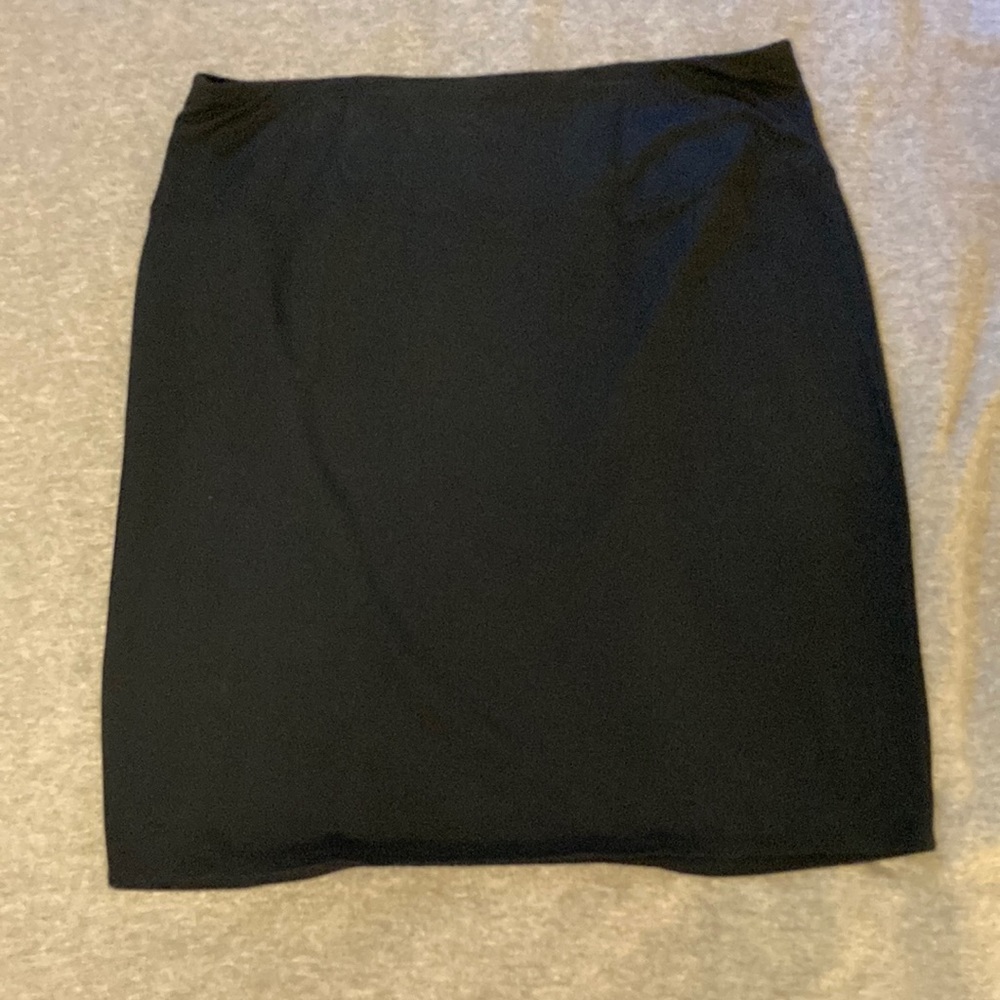 JJill Navy Wearever Skirt M